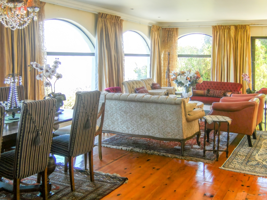 5 Bedroom Property for Sale in Old Place Western Cape